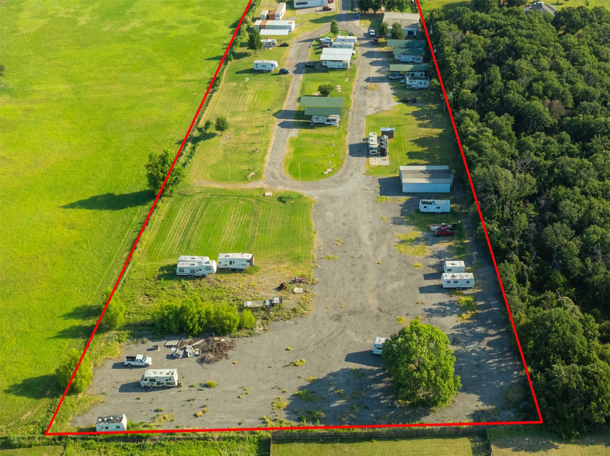 2520 E Highway 199