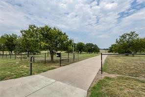 210 Spring Branch Trail N