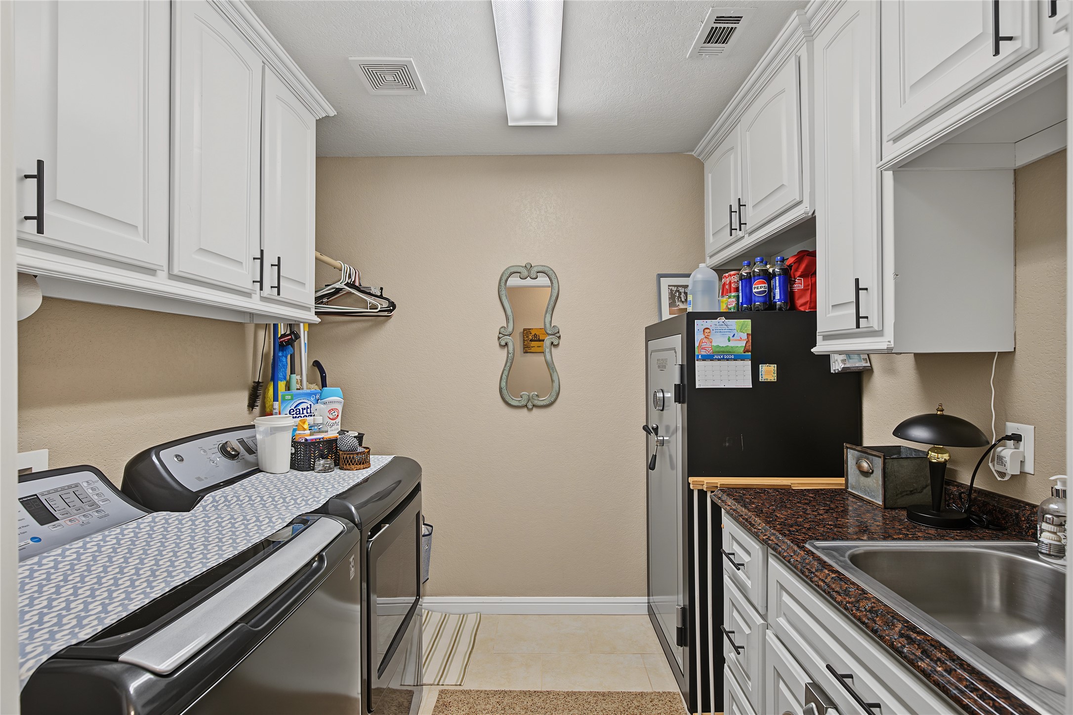 2821 Willow Ridge Circle