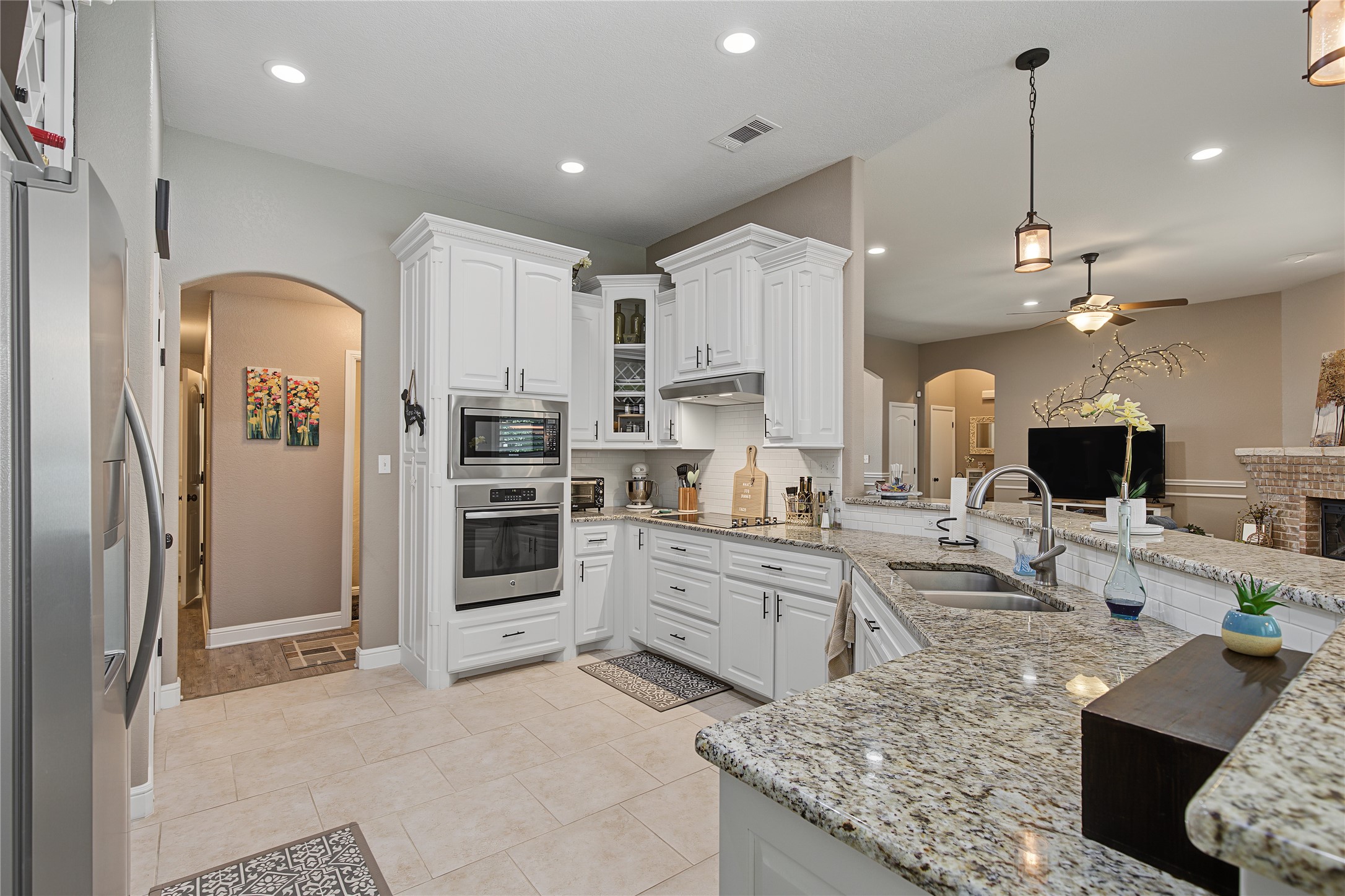 2821 Willow Ridge Circle