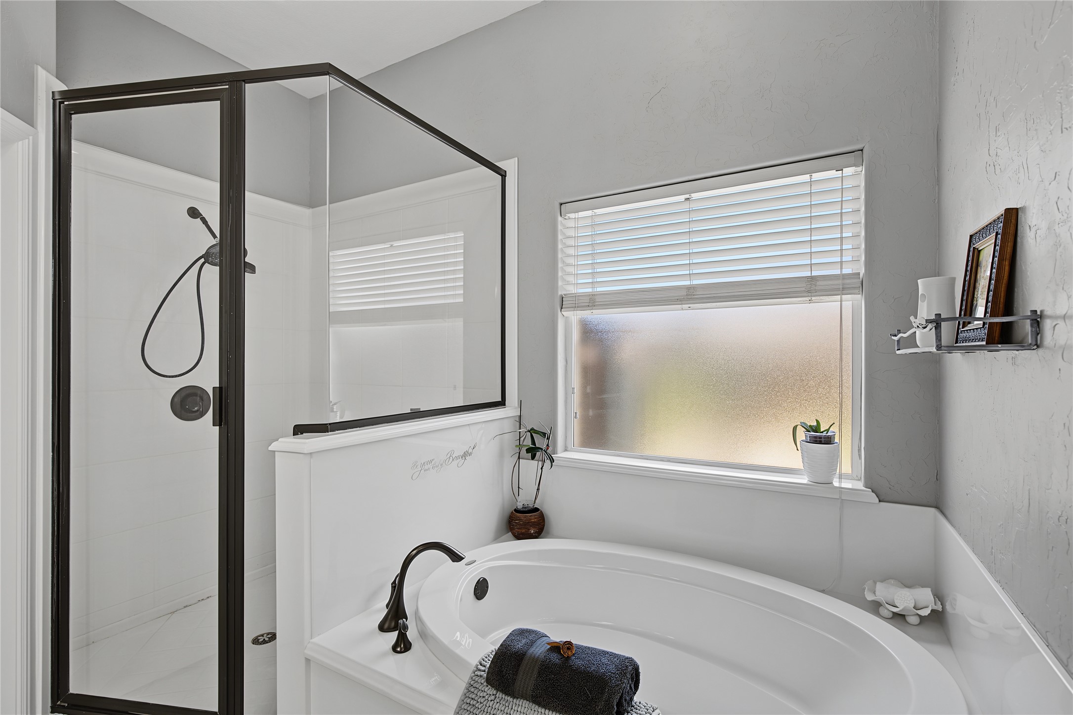 2821 Willow Ridge Circle