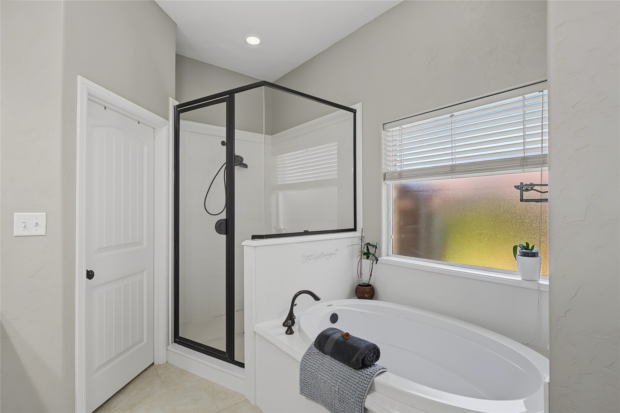 2821 Willow Ridge Circle