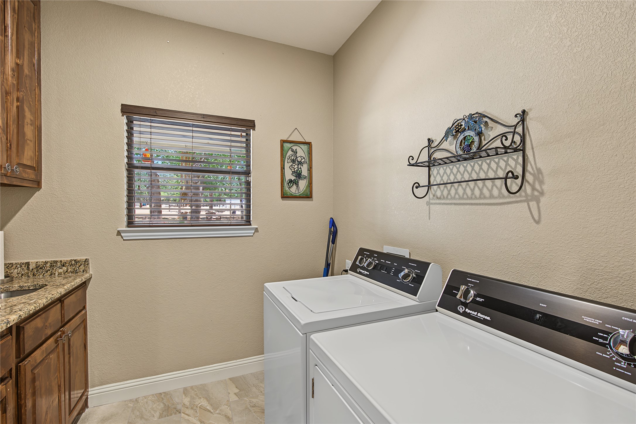 448 County Road 3690