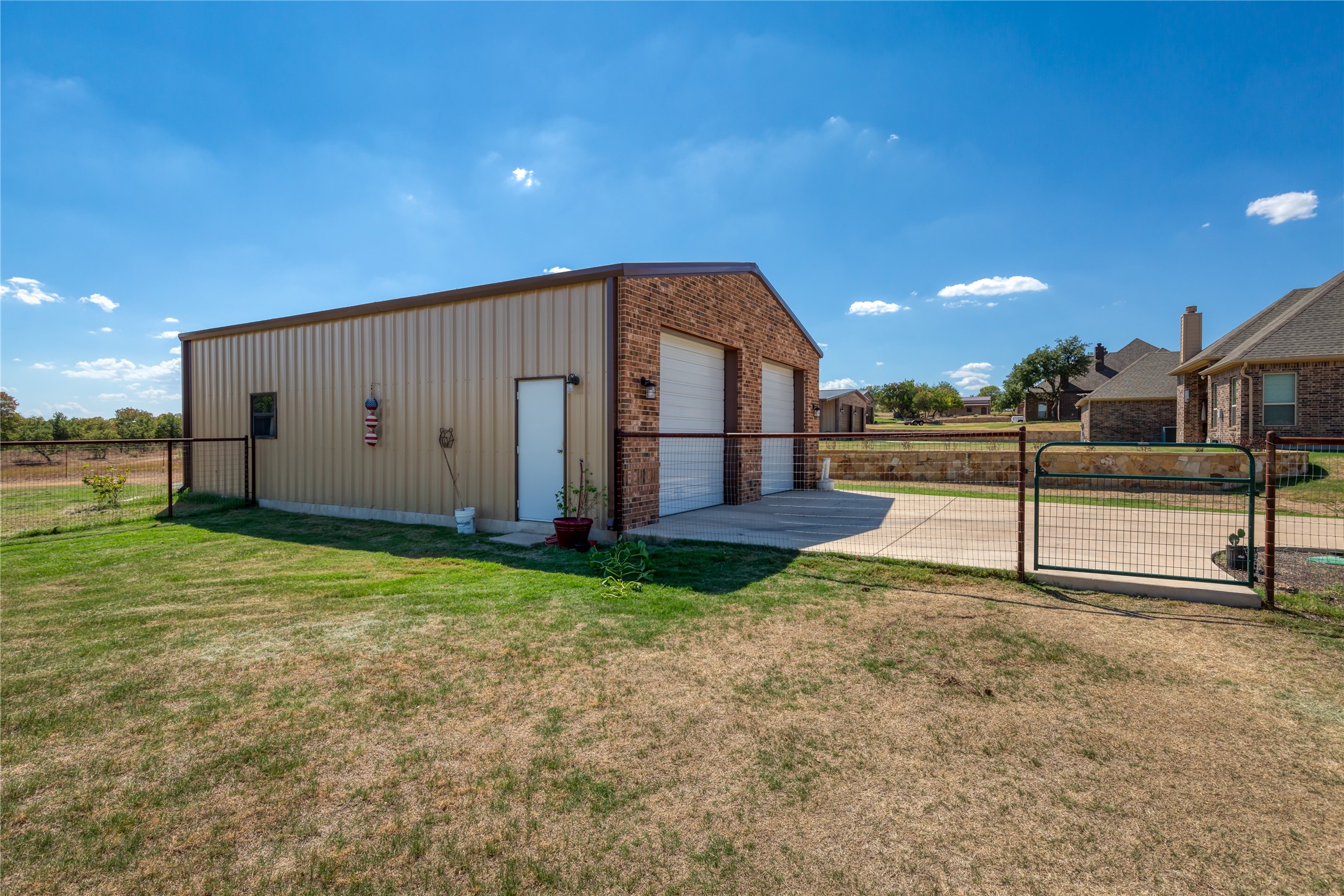 3841 J E Woody Road