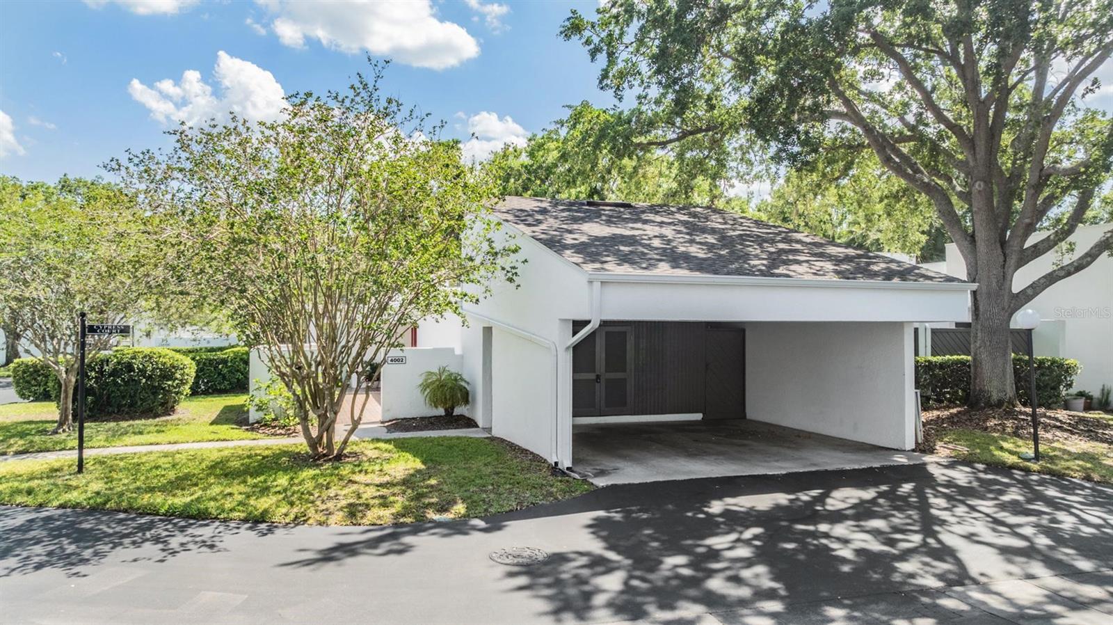 4002 CYPRESS CT #4002