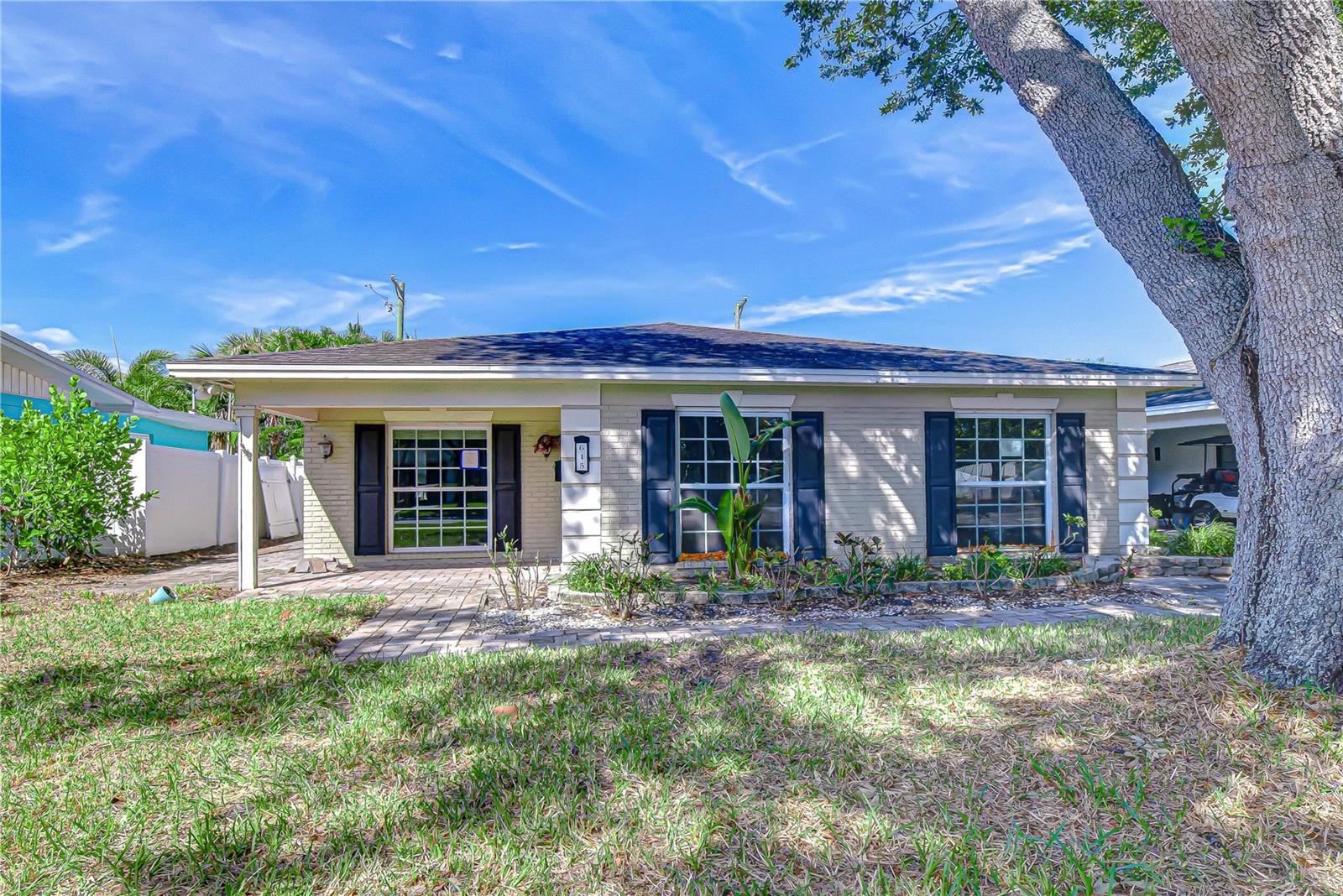 615 E DAVIS BLVD