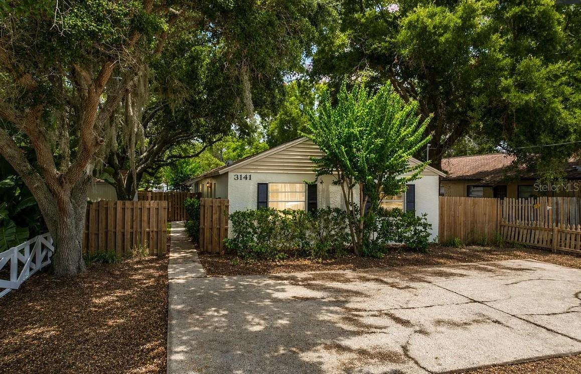 3141 HURON AVE #B