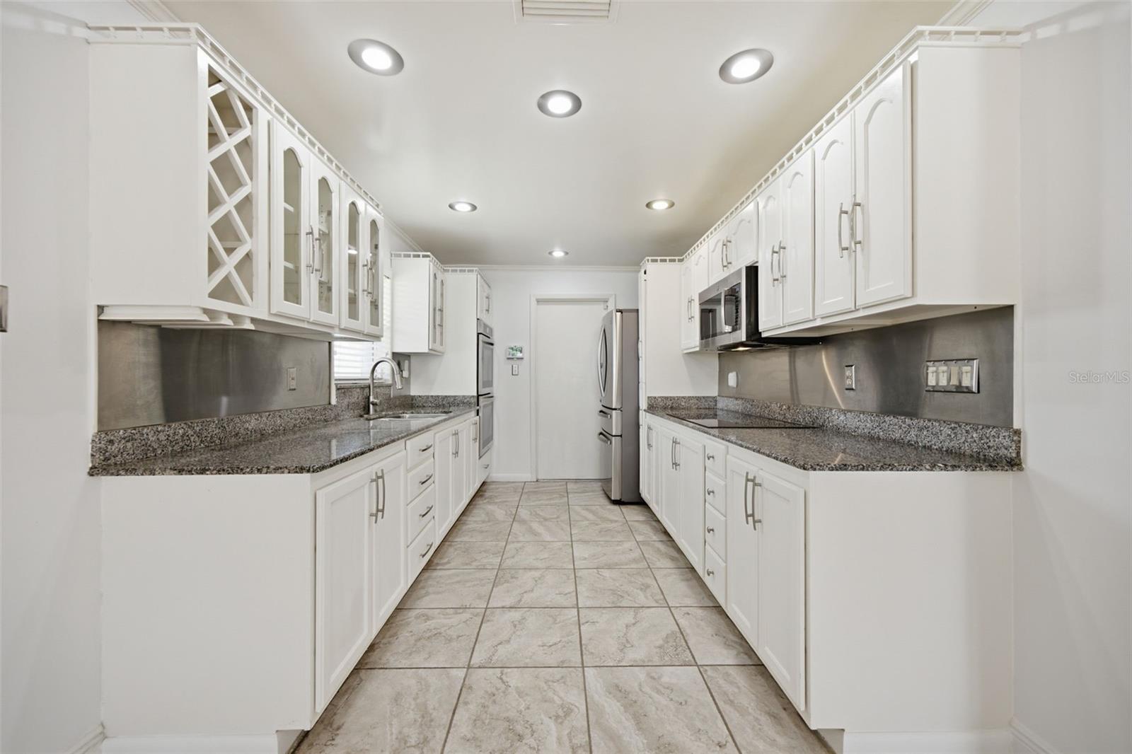 5113 PENNSBURY DR