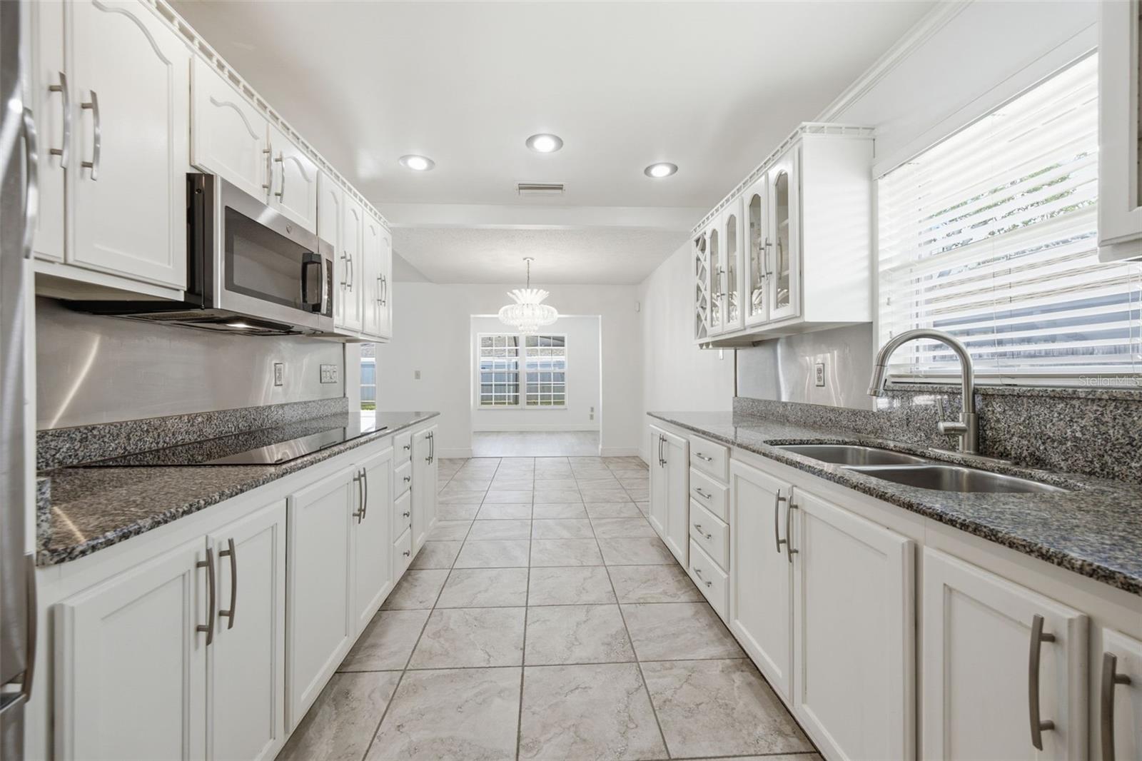5113 PENNSBURY DR
