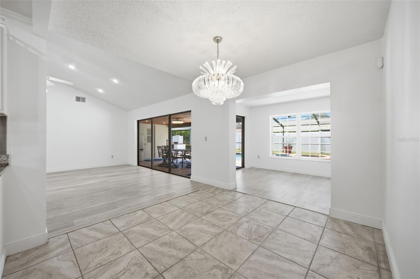 5113 PENNSBURY DR