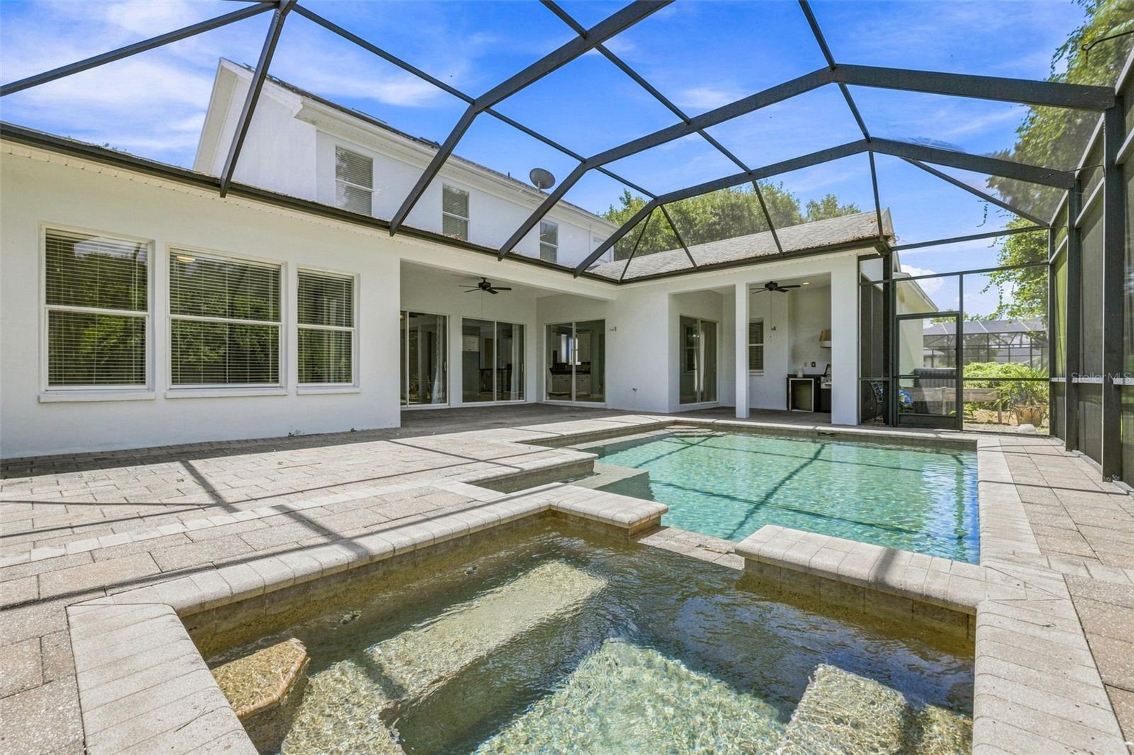 21201 SKY VISTA DR