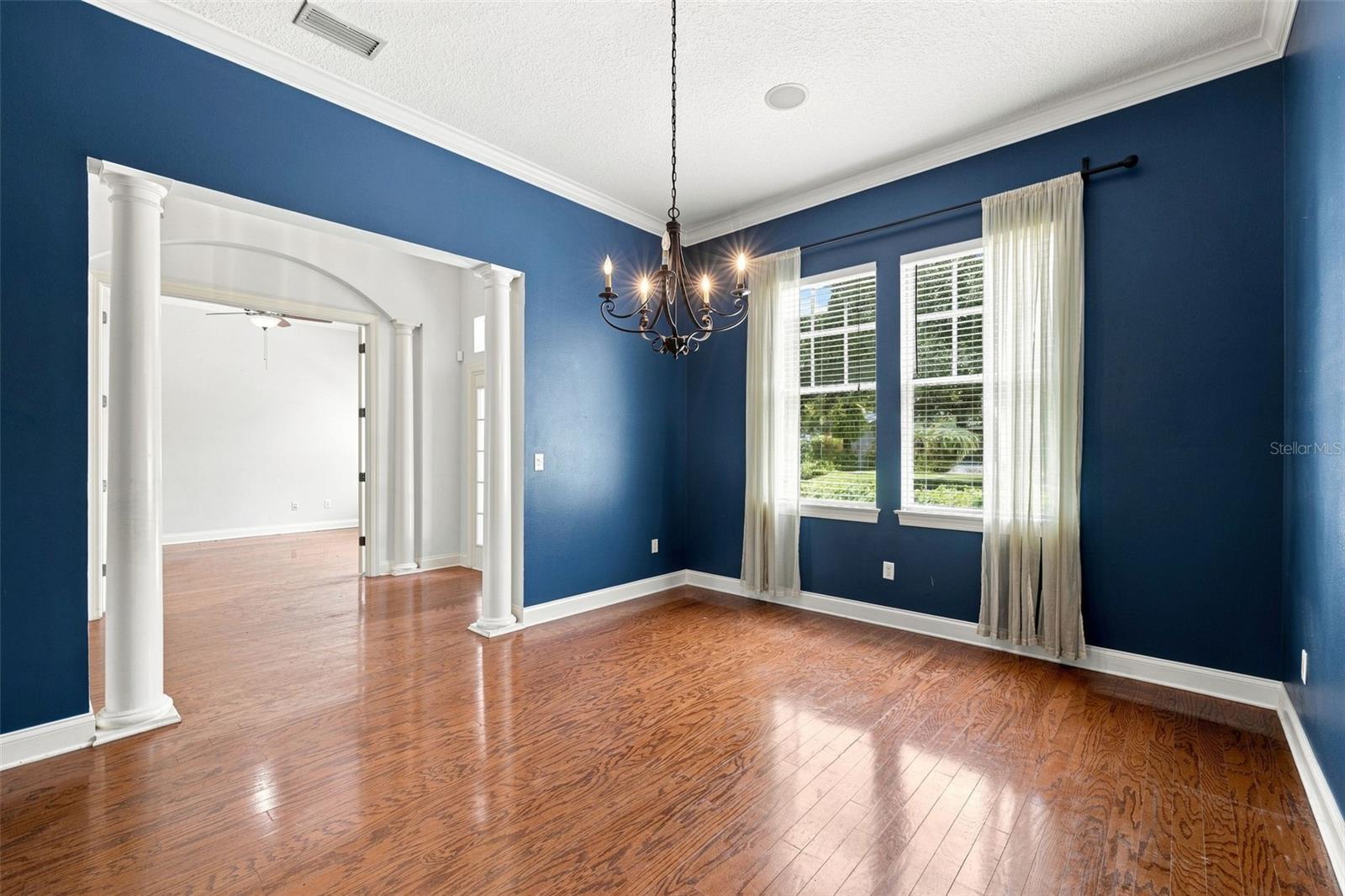 21201 SKY VISTA DR