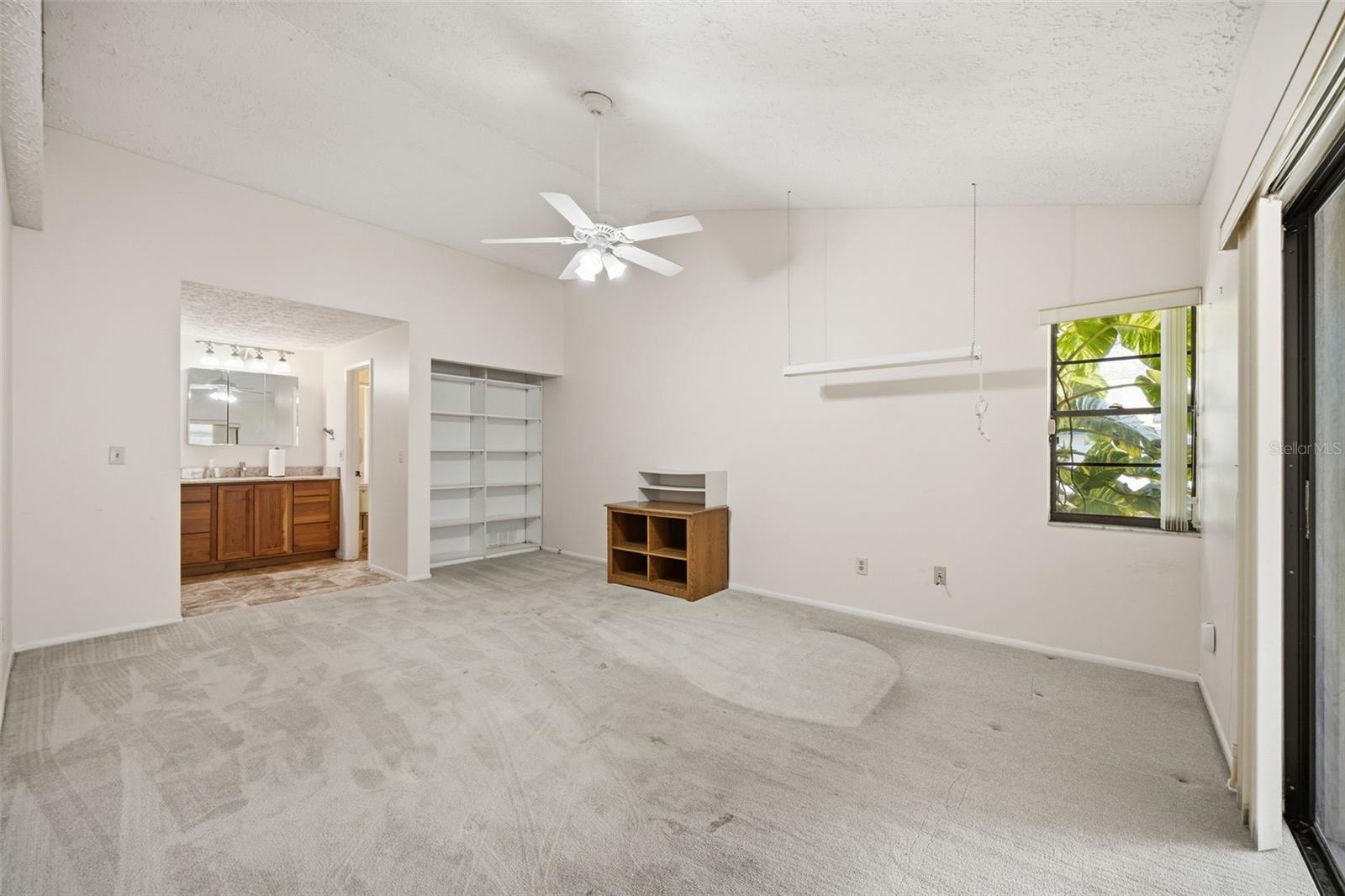 4609 DEERWALK AVE