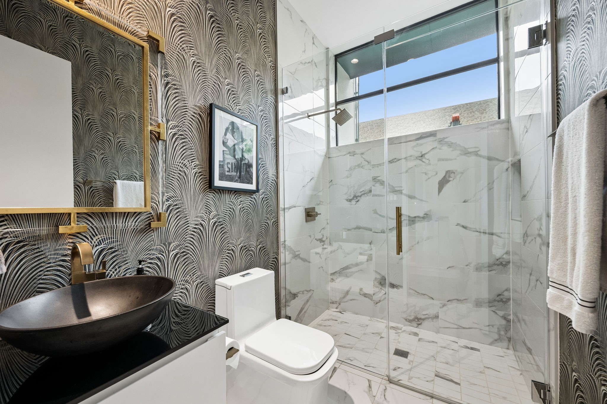 4558 Ridge Road