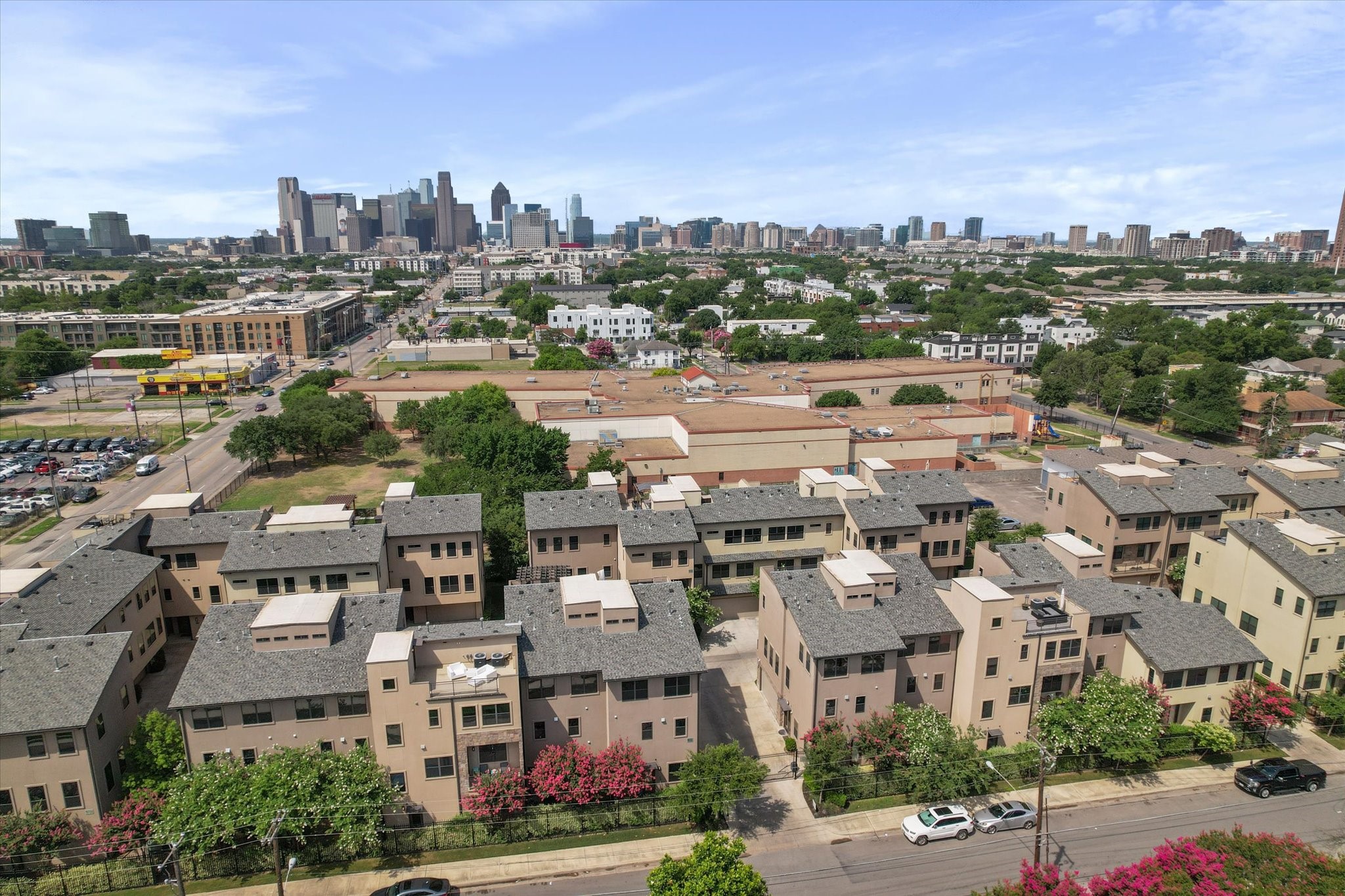 1717 Annex Avenue 605
