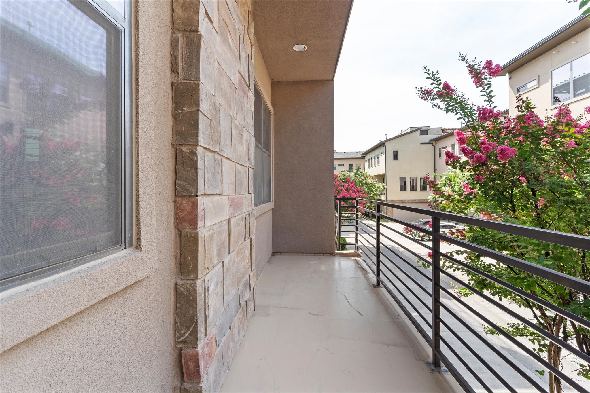 1717 Annex Avenue 605