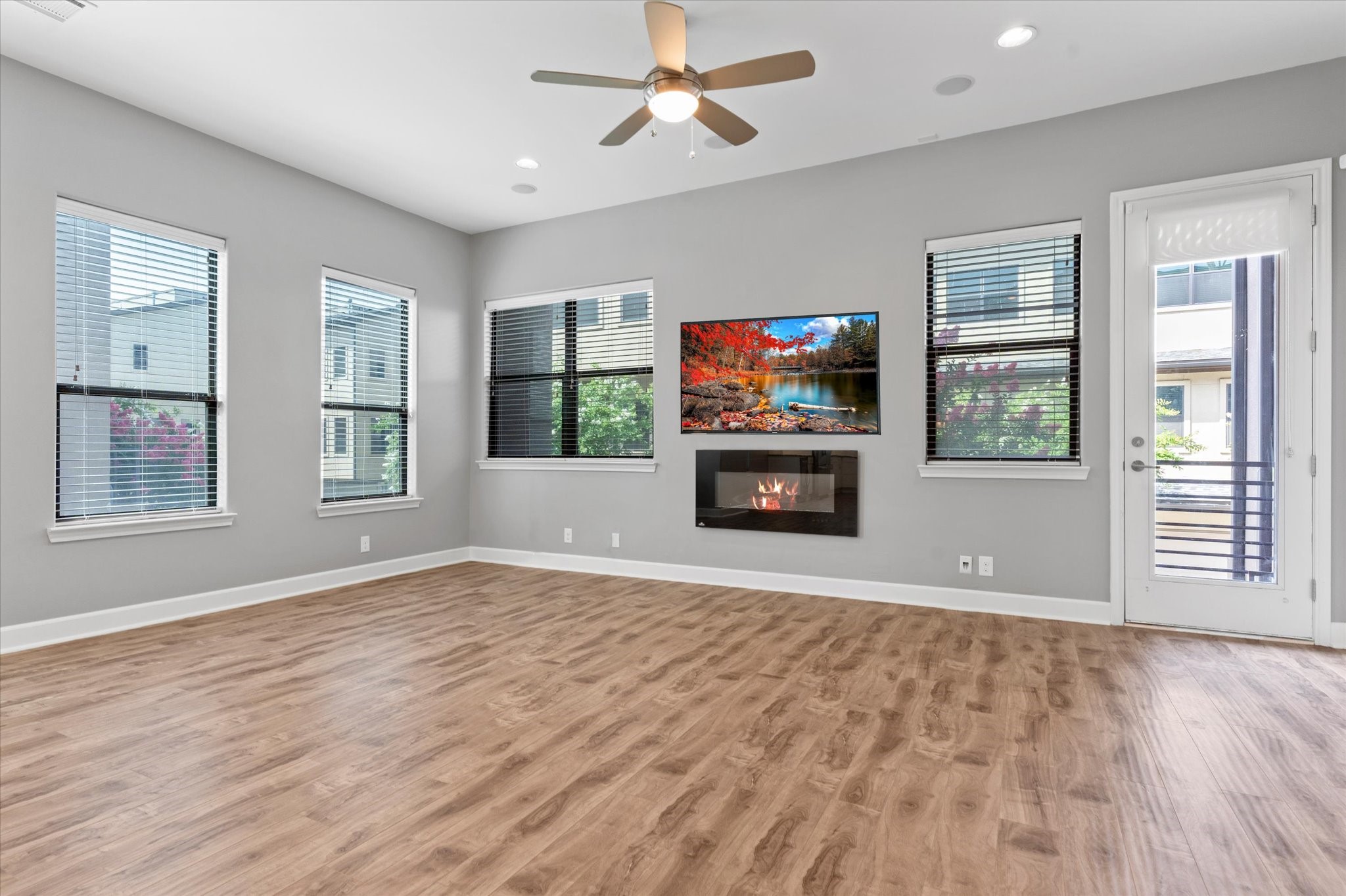 1717 Annex Avenue 605