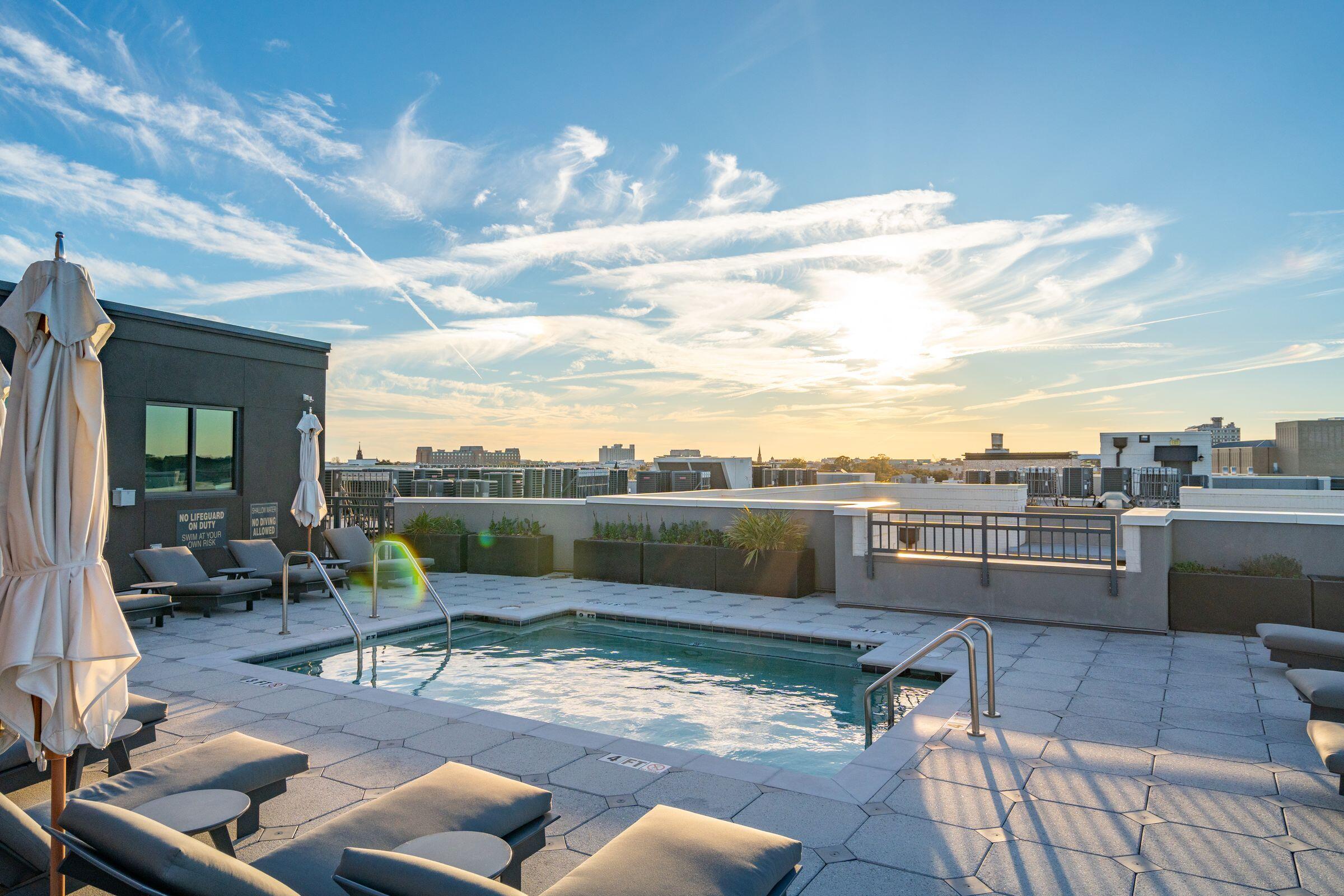 5 Gadsdenboro Street # 302