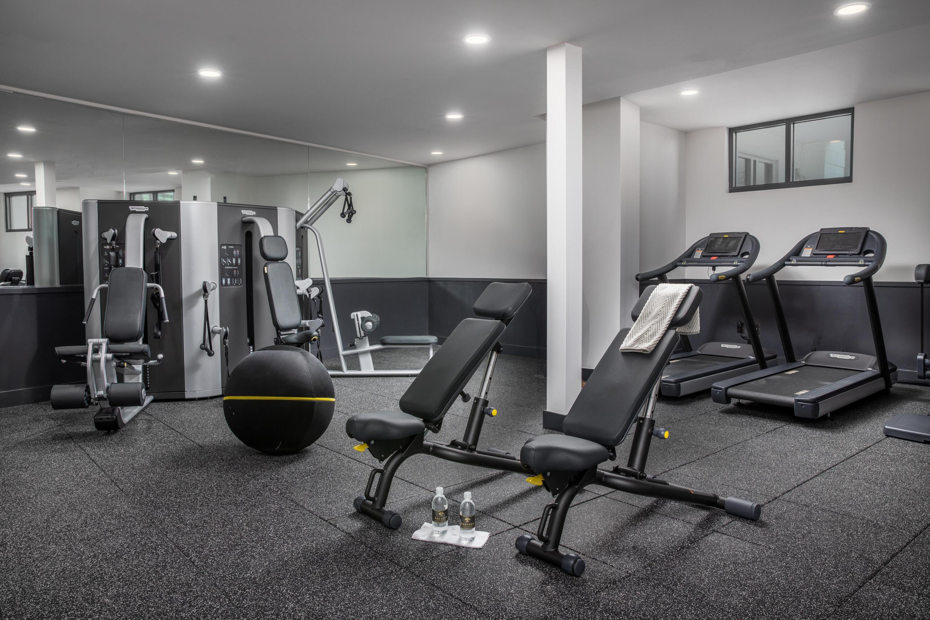 5 Gadsdenboro Street # 302