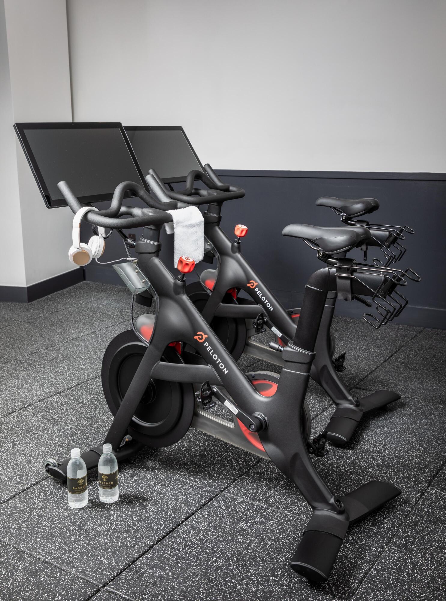 5 Gadsdenboro Street # 302