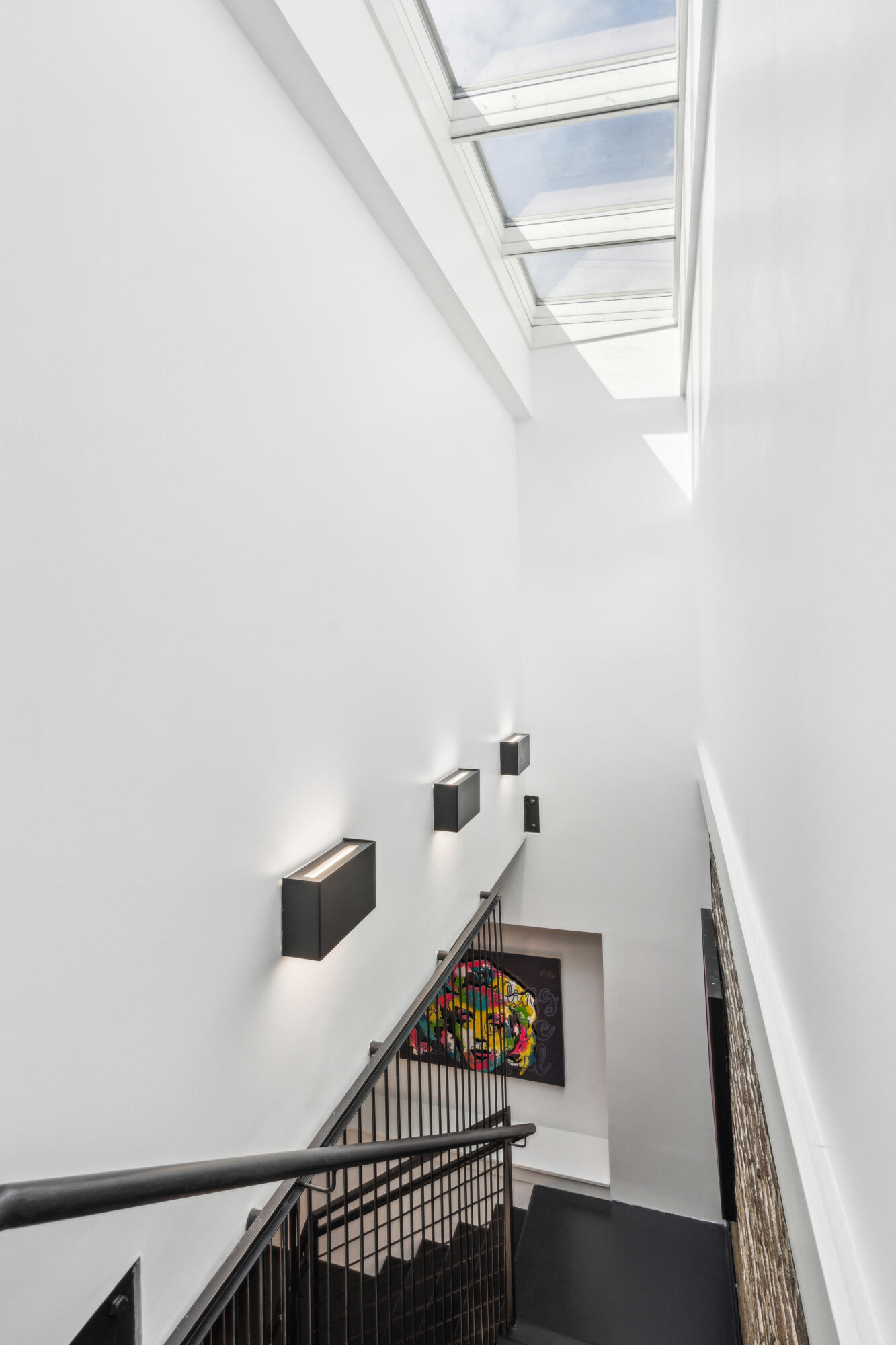 377 King Street # 209