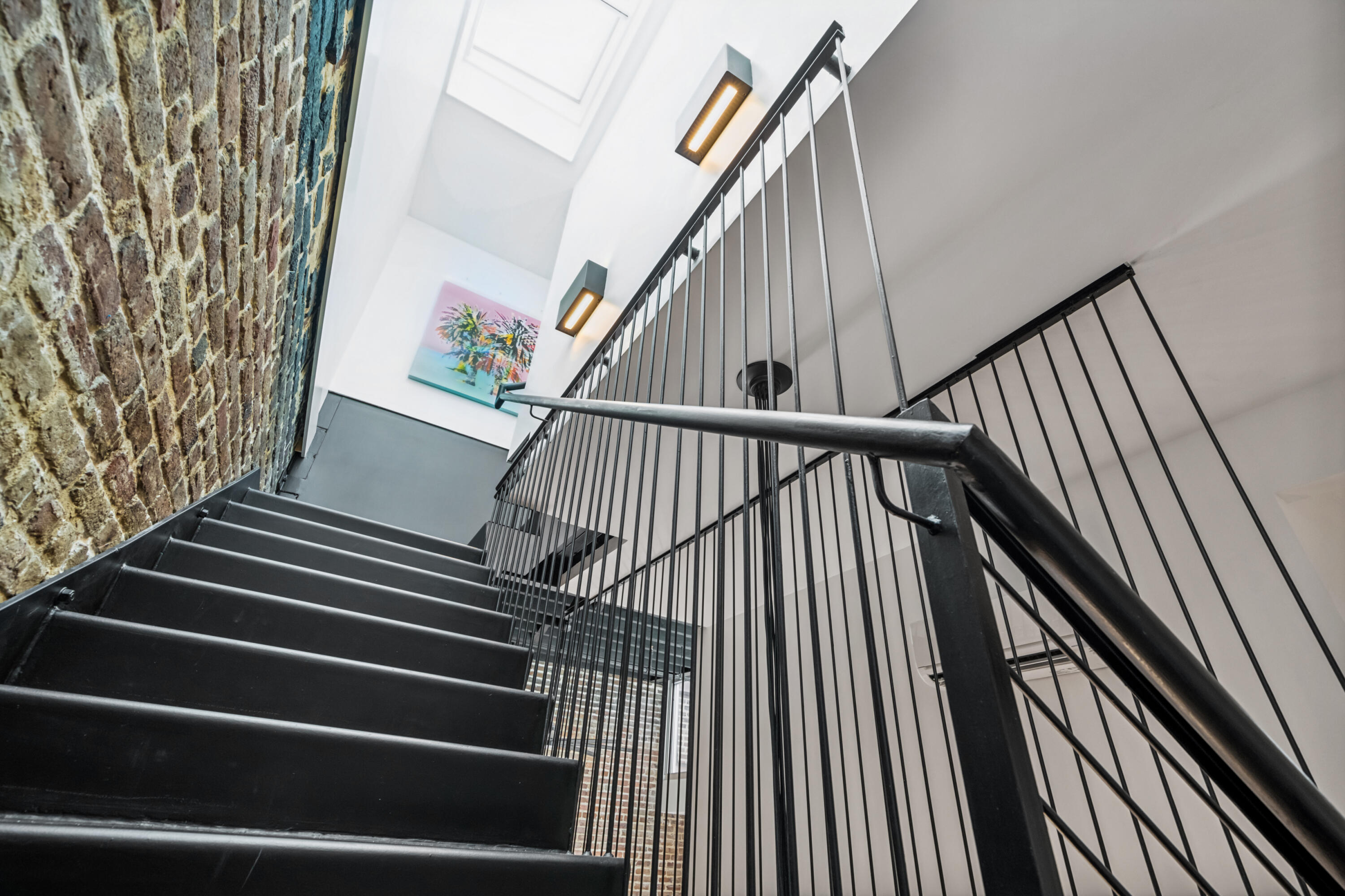 377 King Street # 209