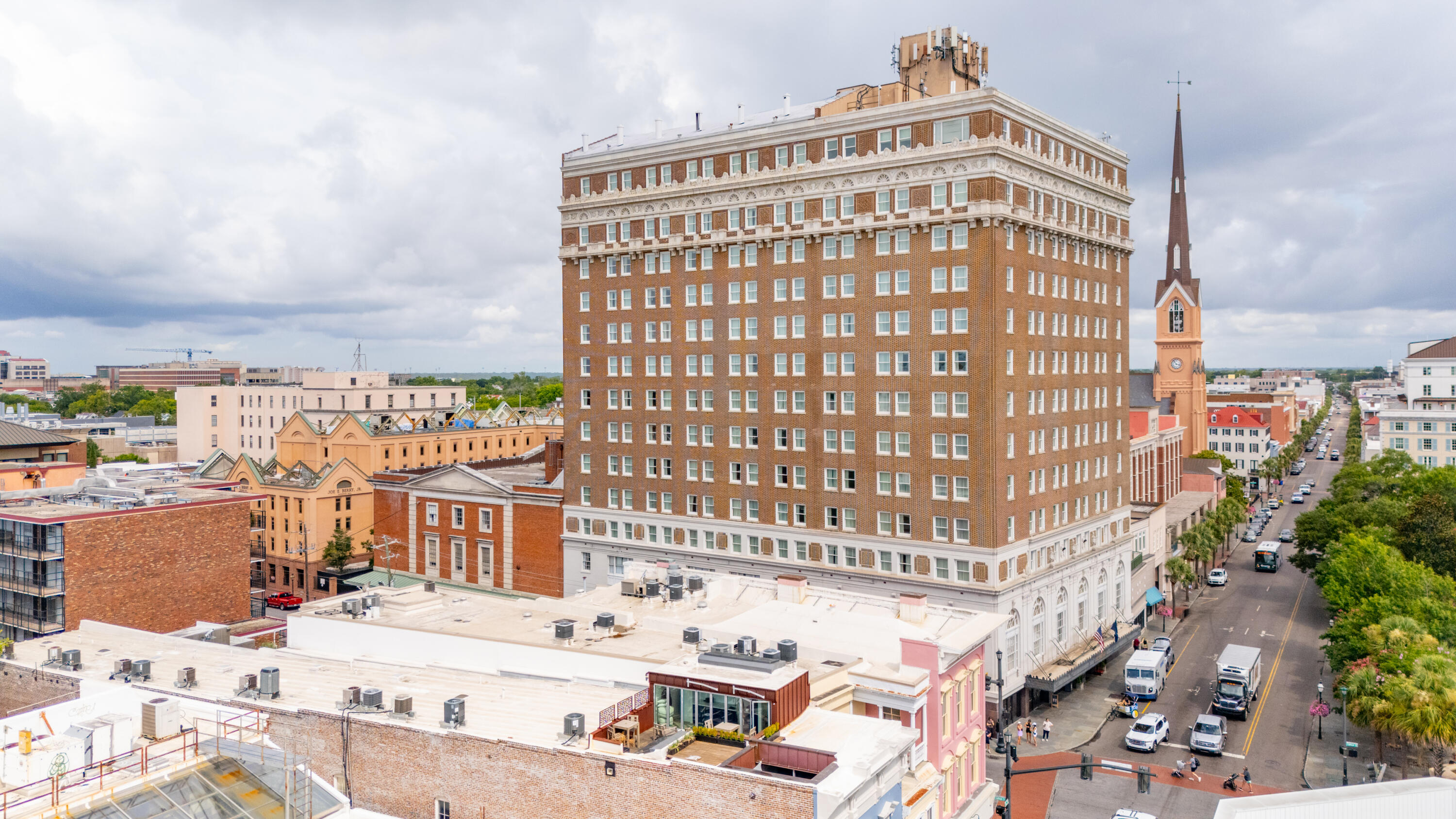 377 King Street # 209