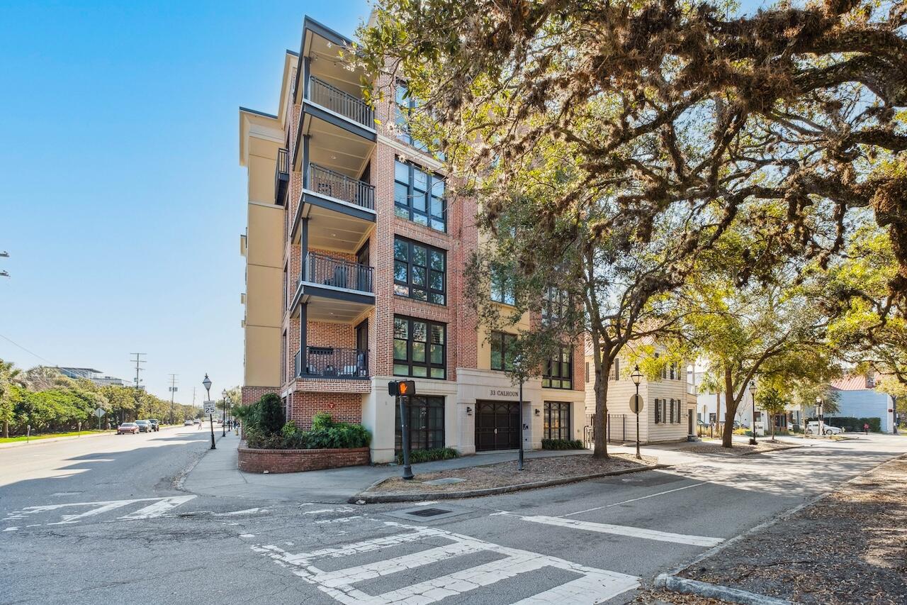 33 Calhoun Street # 218