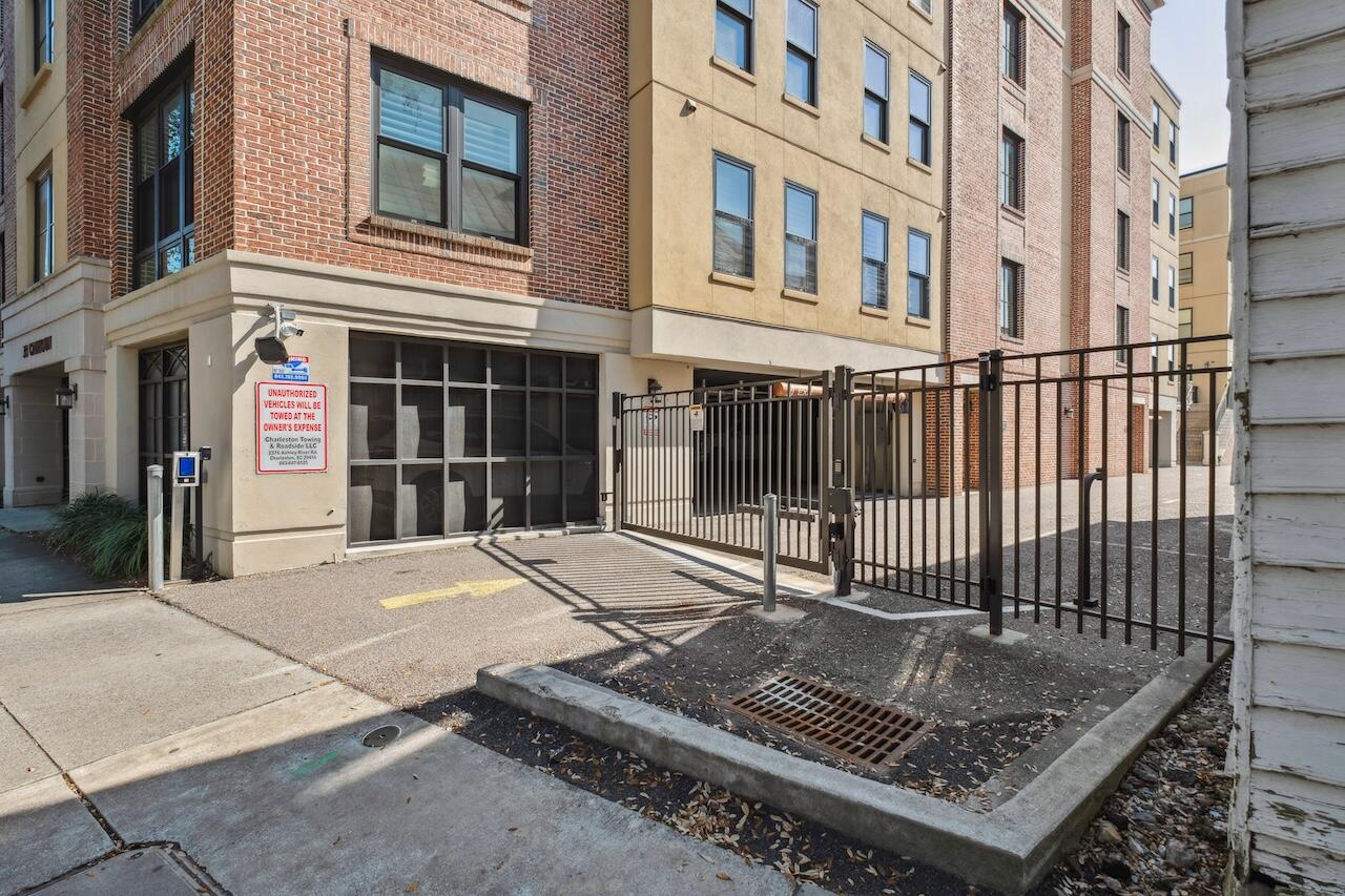 33 Calhoun Street # 218