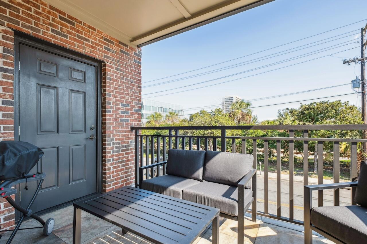 33 Calhoun Street # 218