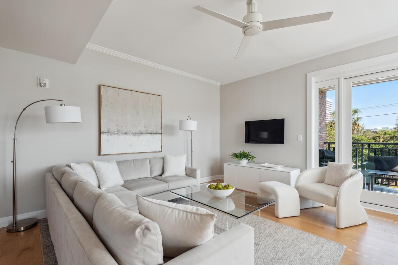 33 Calhoun Street # 218