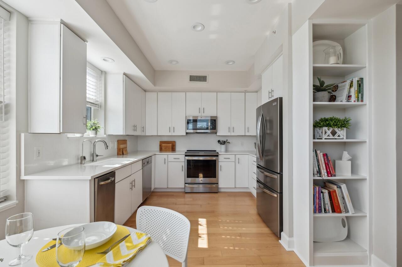 33 Calhoun Street # 218