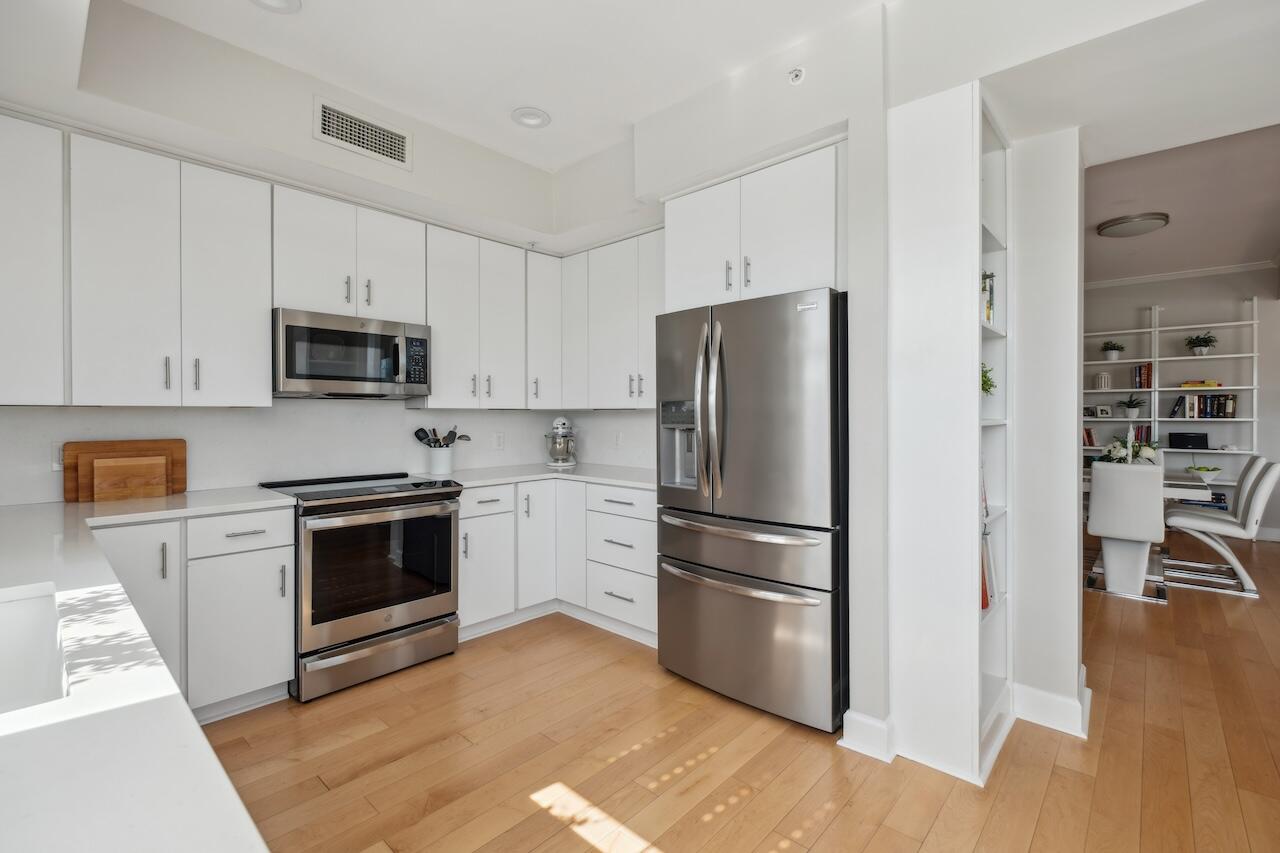 33 Calhoun Street # 218