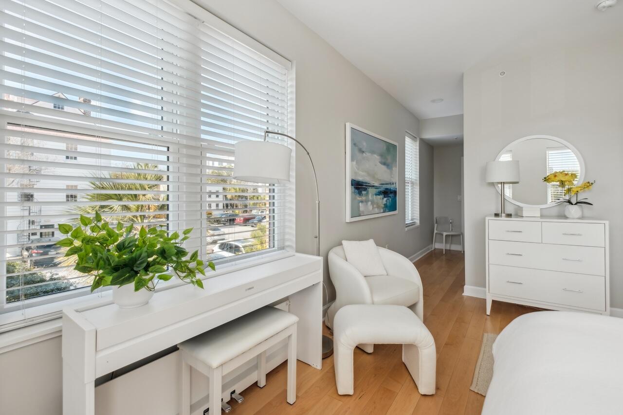 33 Calhoun Street # 218