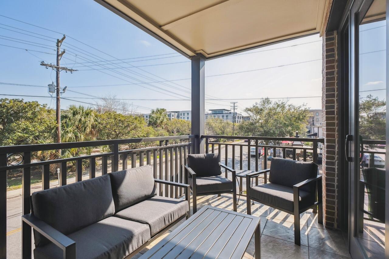 33 Calhoun Street # 218