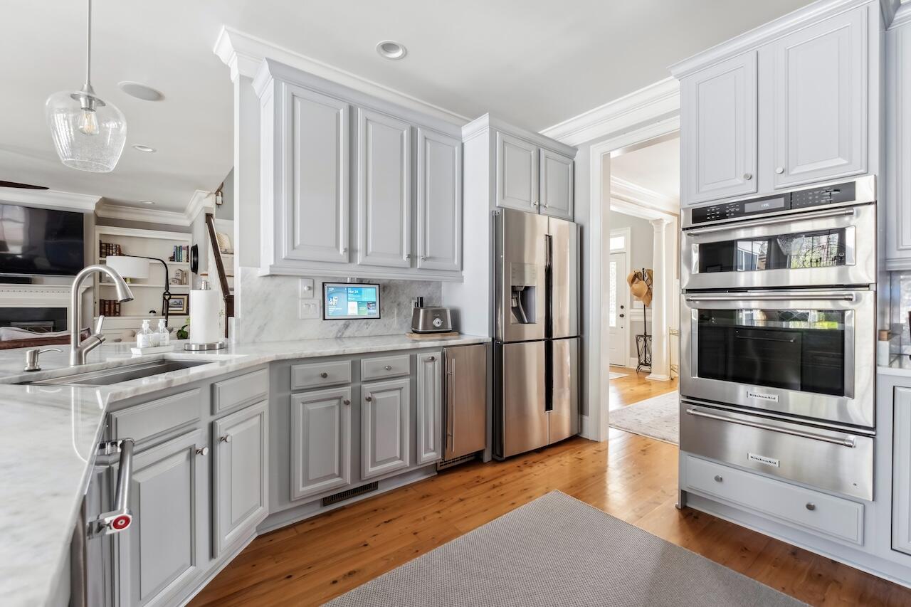 1149 Lands End Drive