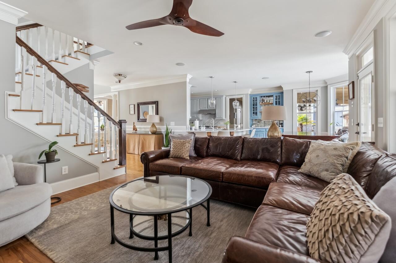 1149 Lands End Drive