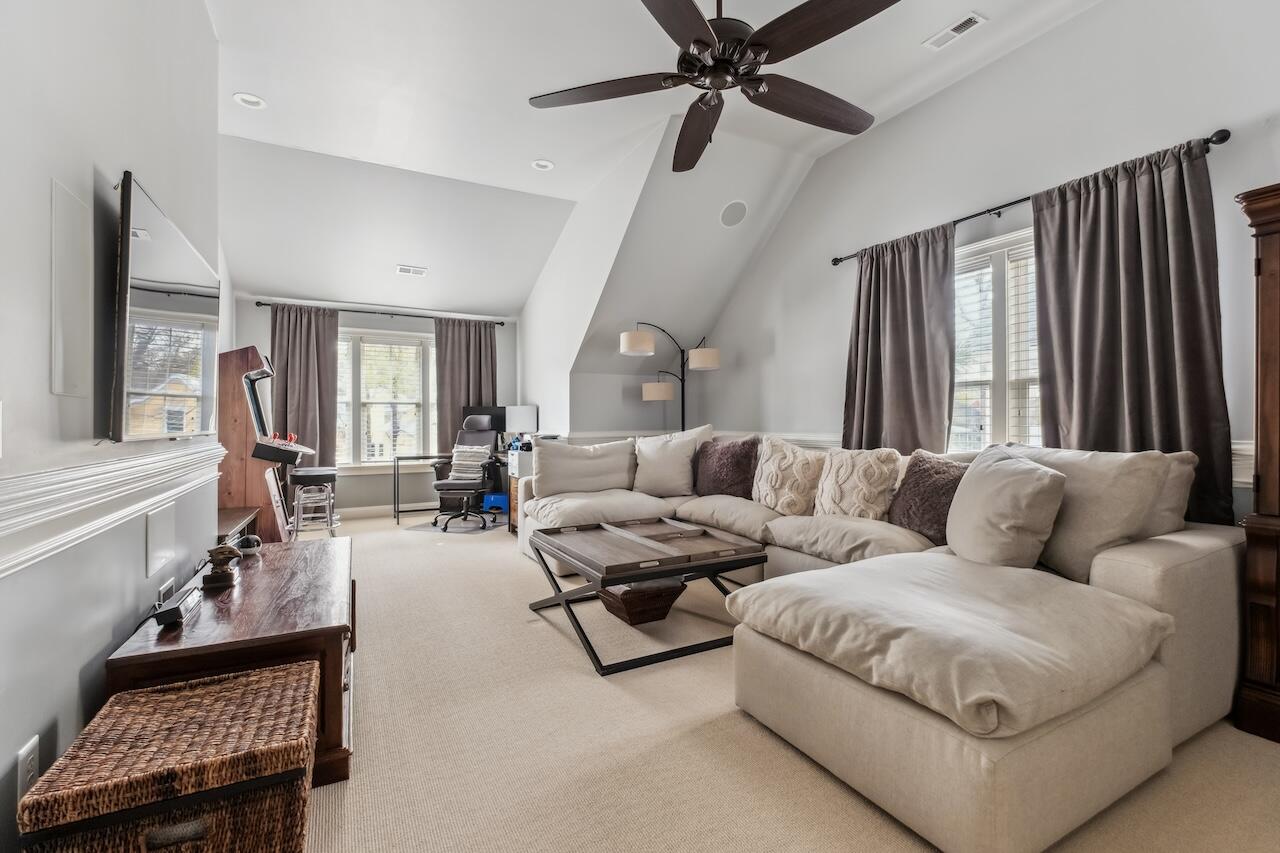 1149 Lands End Drive