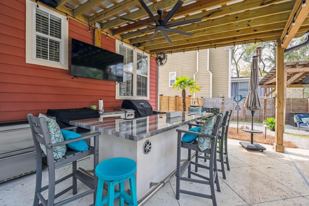 1149 Lands End Drive