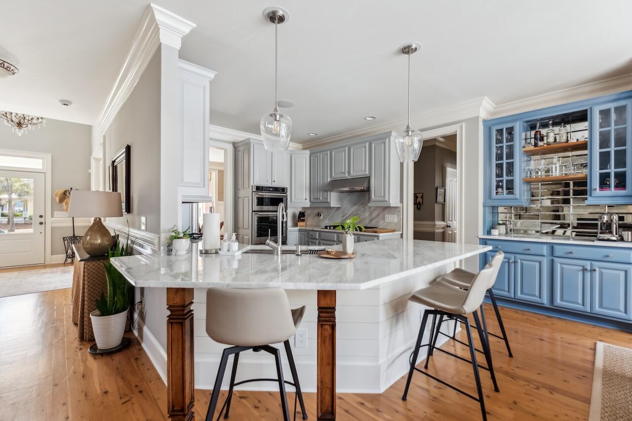 1149 Lands End Drive