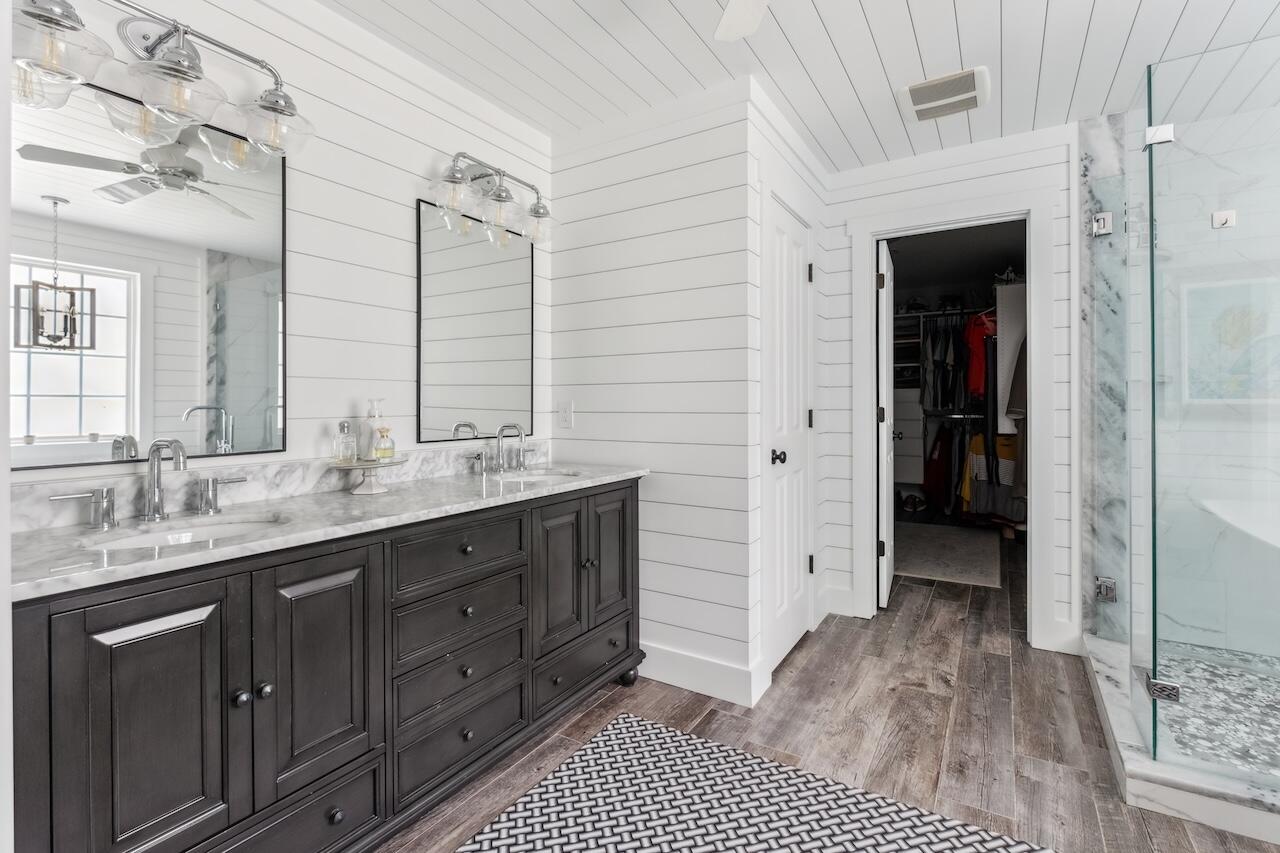 1149 Lands End Drive