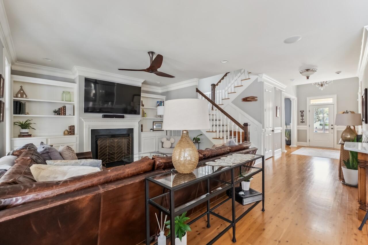 1149 Lands End Drive