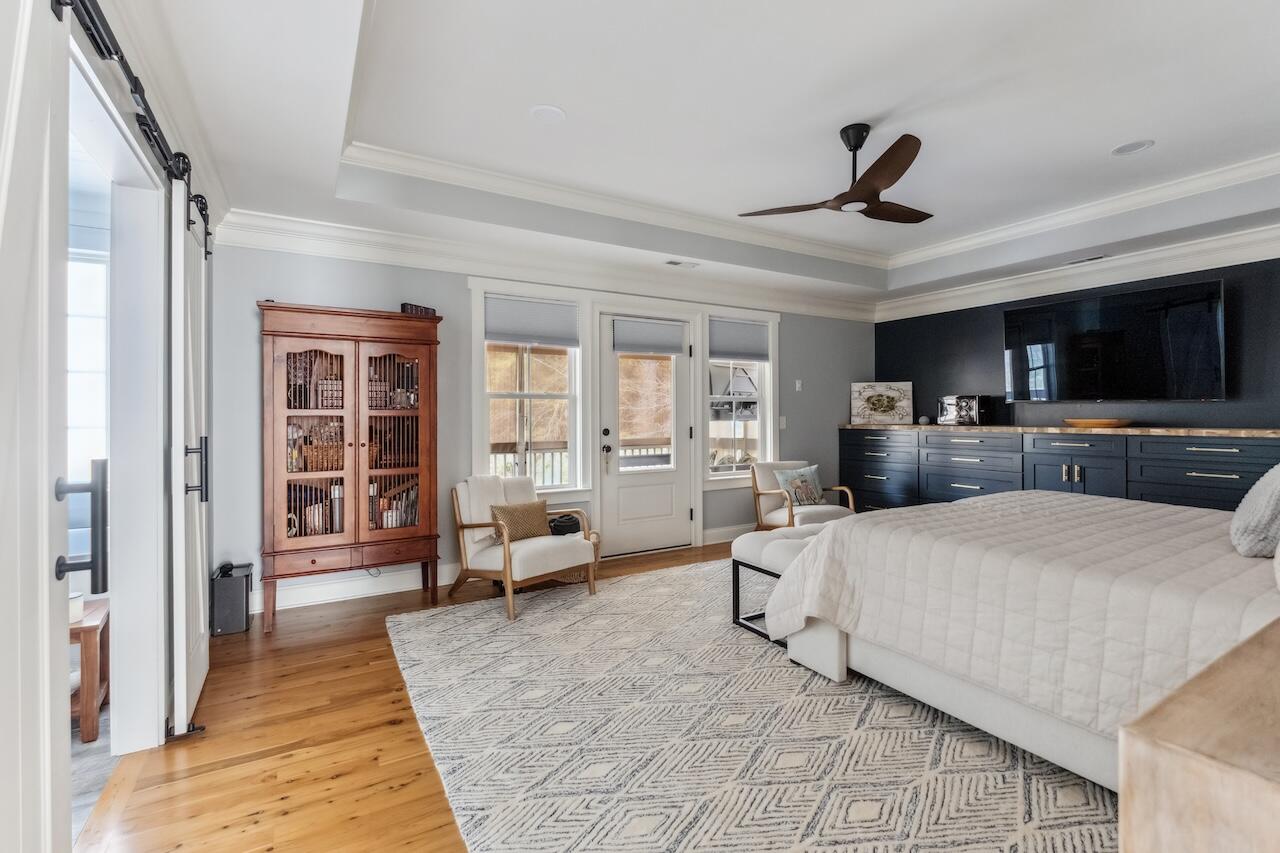 1149 Lands End Drive