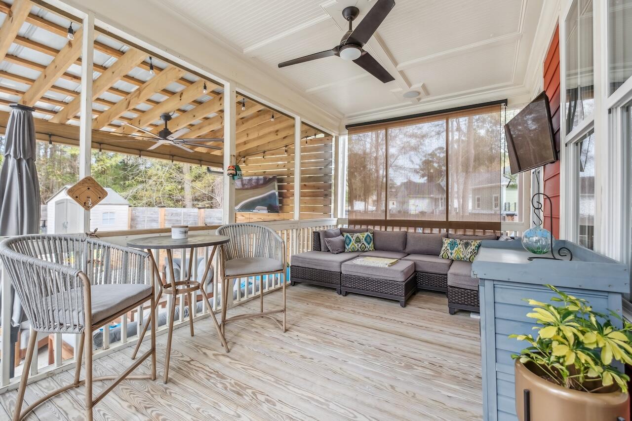 1149 Lands End Drive