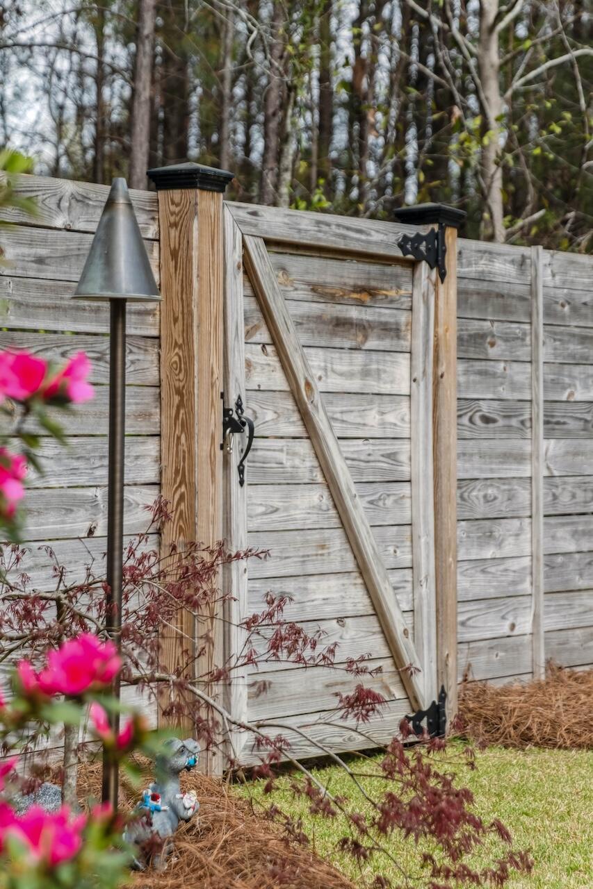 1149 Lands End Drive