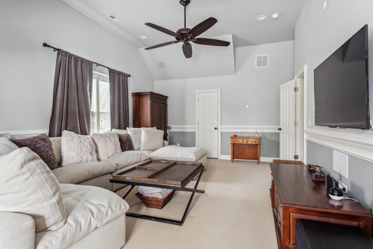 1149 Lands End Drive