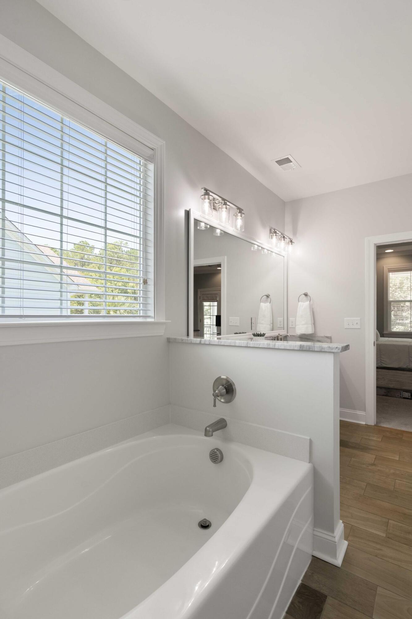 3369 Stockdale Street