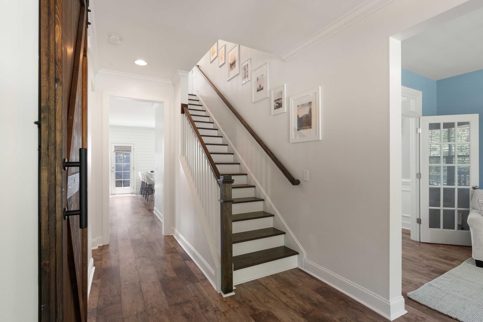 3369 Stockdale Street