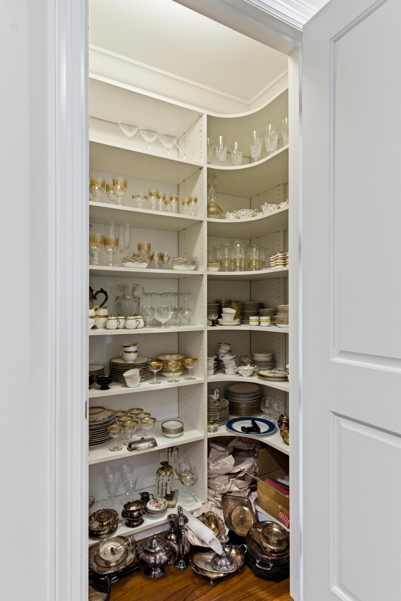 2 Laurens Street 3 E