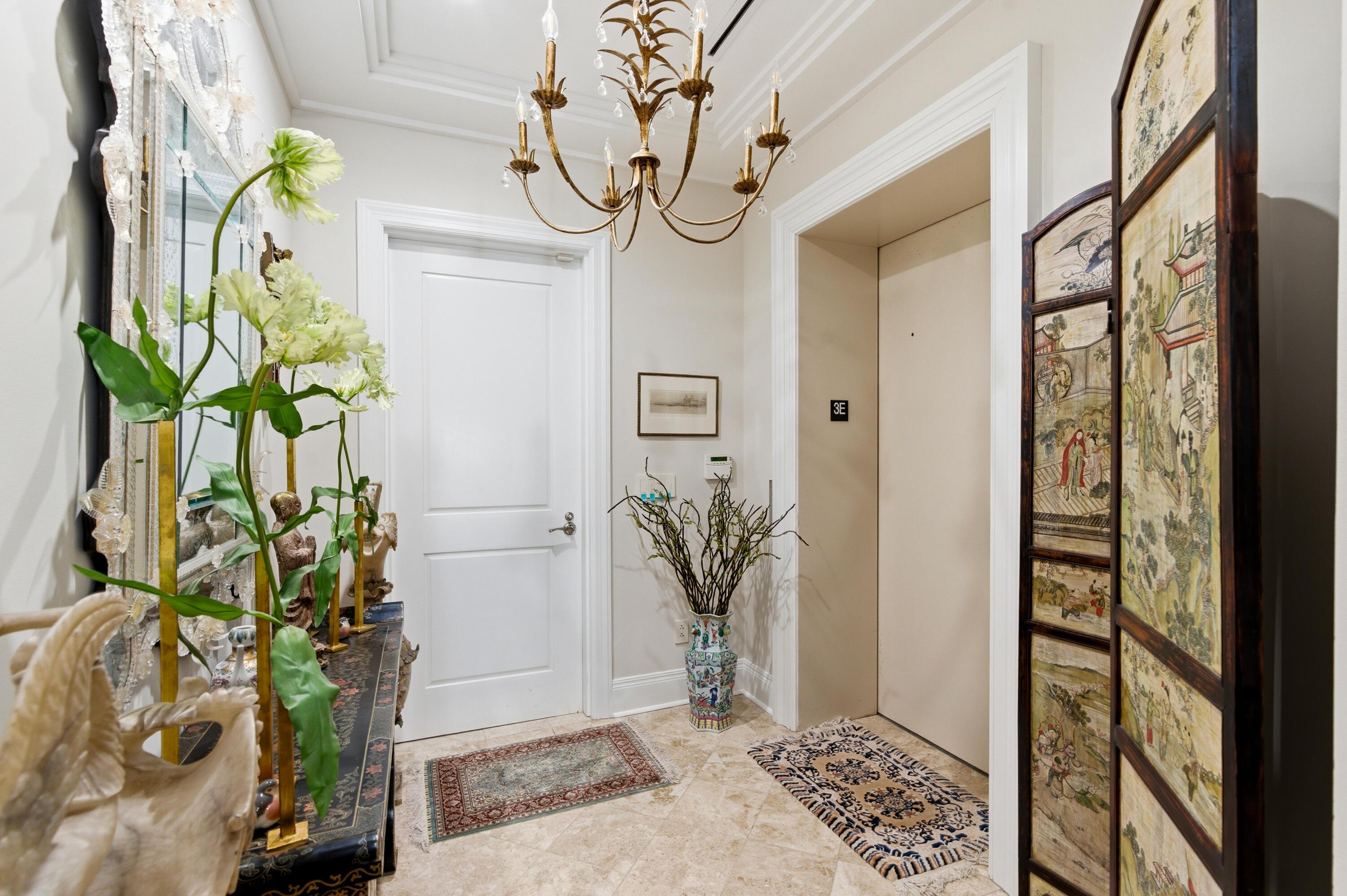 2 Laurens Street 3 E